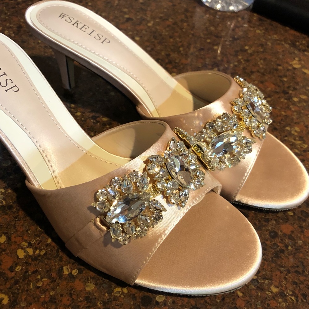 New low heel mules